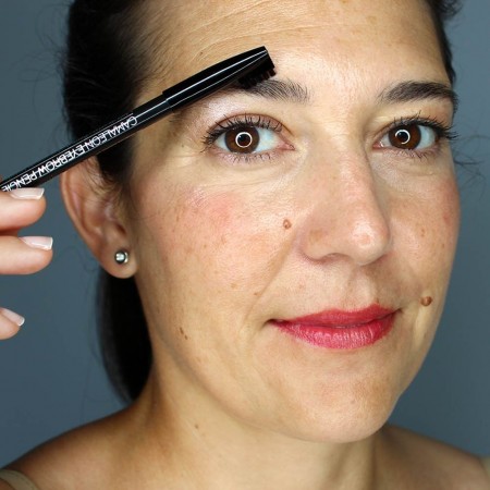 CAMALEON EYEBROW PENCIL LAPIZ DE CEJAS COLOR NEGRO 1.4G