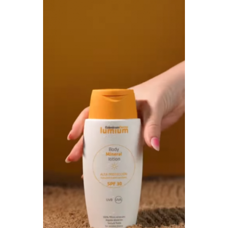 GALENICUM DERMA LUMIUM BODY MINERAL LOTION SPF 30  150 ML