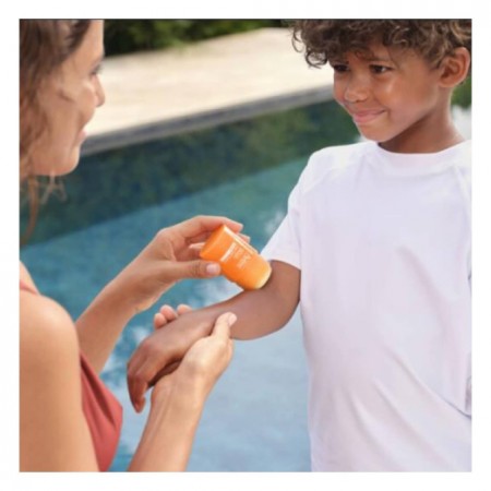 AVENE ULTRA STICK ULTRADESLIZANTE SPF50 INVISIBLE 45 G