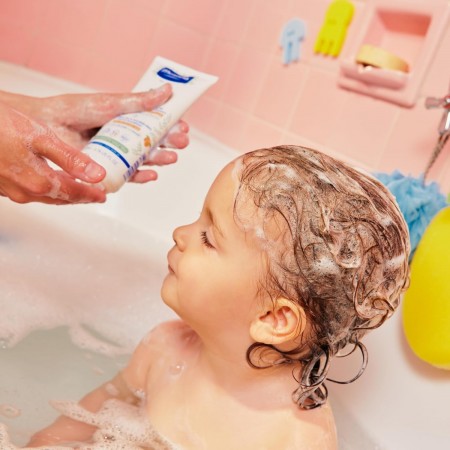 MUSTELA CHAMPU DESENREDANTE Y NUTRITIVO EN CREMA 200 ML