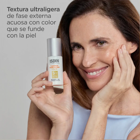 ISDIN FOTOPROTECTOR FUSION WATER REPAIR SPF 50+ CON COLOR ULTRALIGERO 50 ML